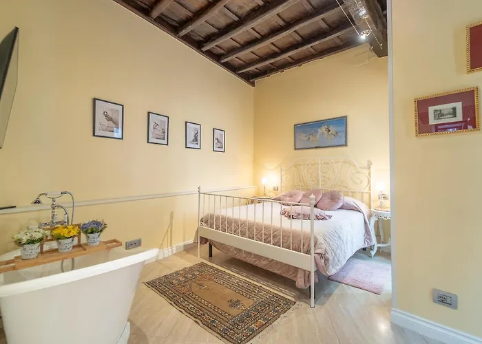 Secret Luxury Retreat In The Heart Of The Ghetto By Houseeds