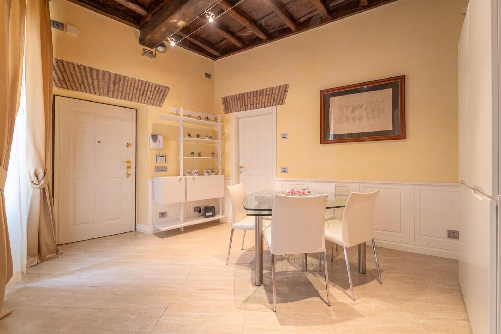 Secret Luxury Retreat In The Heart Of The Ghetto By Houseeds Appartement